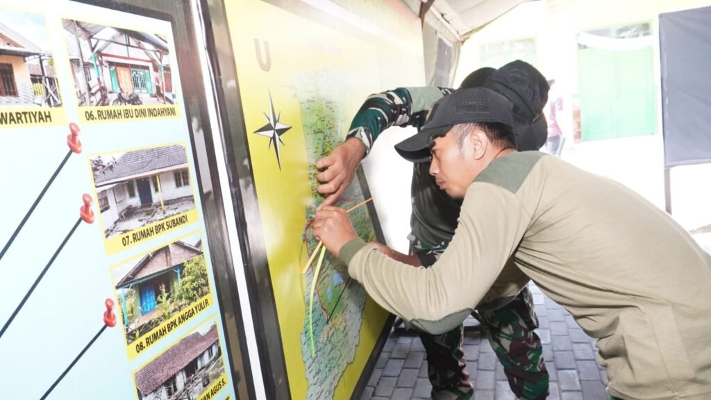 Tim Media Kodim 0812/Lamongan Prioritaskan Dokumentasi Humanis Selama Pelaksanaan TMMD