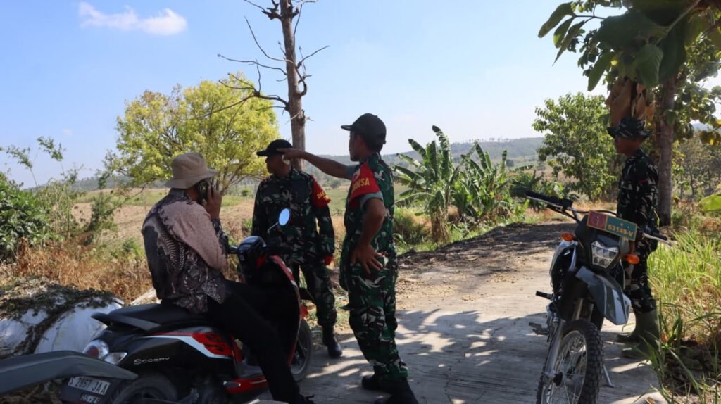 Bangun Sinergi, Satgas TMMD 129 Rangkul Pemerintah Desa dan Babinsa Demi Percepatan Pembangunan Bangun Sinergi, Satgas TMMD 129 Rangkul Pemerintah Desa dan Babinsa Demi Percepatan Pembangunan