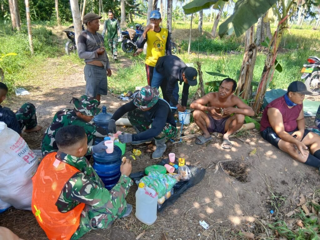 Silaturahmi Satgas TMMD Perkuat Semangat Gotong Royong Masyarakat Silaturahmi Satgas TMMD Perkuat Semangat Gotong Royong Masyarakat