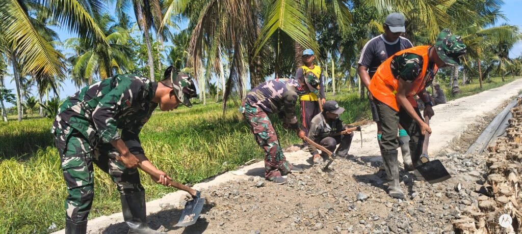 Satgas TMMD Ke-129 Kebut Peningkatan Badan Jalan 1,2 Kilometer Demi Lancarkan Mobilitas Warga Satgas TMMD Ke-129 Kebut Peningkatan Badan Jalan 1,2 Kilometer Demi Lancarkan Mobilitas Warga