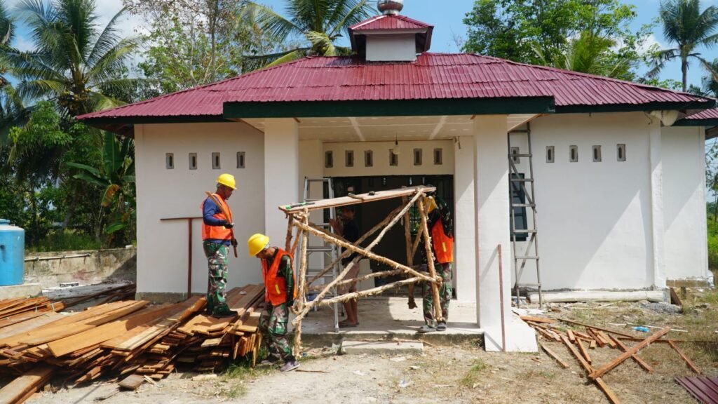 Satgas TMMD Hadirkan Kenyamanan Beribadah Lewat Penyelesaian Musholla Darul Iman Satgas TMMD Hadirkan Kenyamanan Beribadah Lewat Penyelesaian Musholla Darul Iman