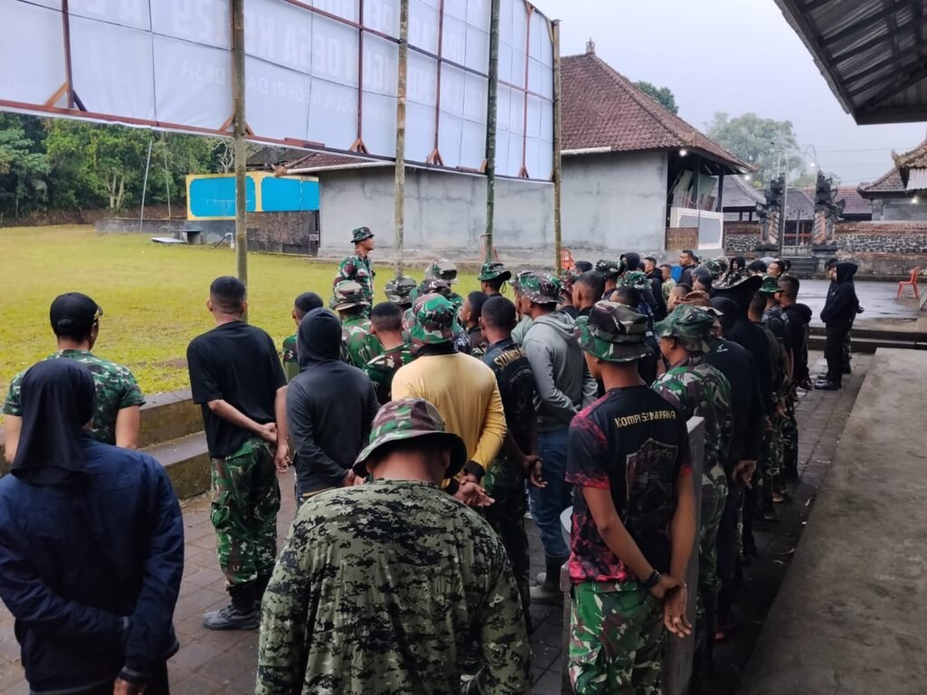 Satgas TMMD Ke-129 Kodim 1626/Bangli Perkuat Kemanunggalan TNI-Rakyat Melalui Apel Pagi