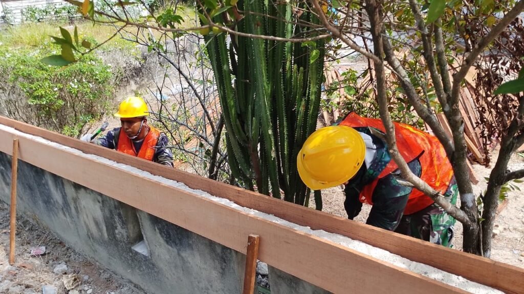 Peningkatan Sarana Ibadah Melalui TMMD Reguler Ke-129 di Desa Bandar Raya