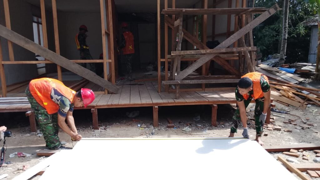 Transformasi Hunian Melalui TMMD Reguler Ke-129 di Kapuas
