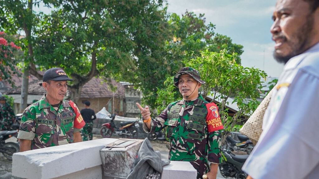 Menjaga Kualitas Demi Senyum Warga: Dansatgas TMMD 129 Kodim 0812/Lamongan Cek Langsung Material Bangunan di Desa Tlemang Menjaga Kualitas Demi Senyum Warga: Dansatgas TMMD 129 Kodim 0812/Lamongan Cek Langsung Material Bangunan di Desa Tlemang
