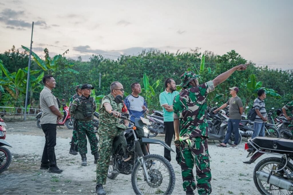 Lapangan Karya TMMD Jadi Saksi, Senyum Dansatgas Mengembang Lihat Keseruan Voli Pemuda dan Prajurit