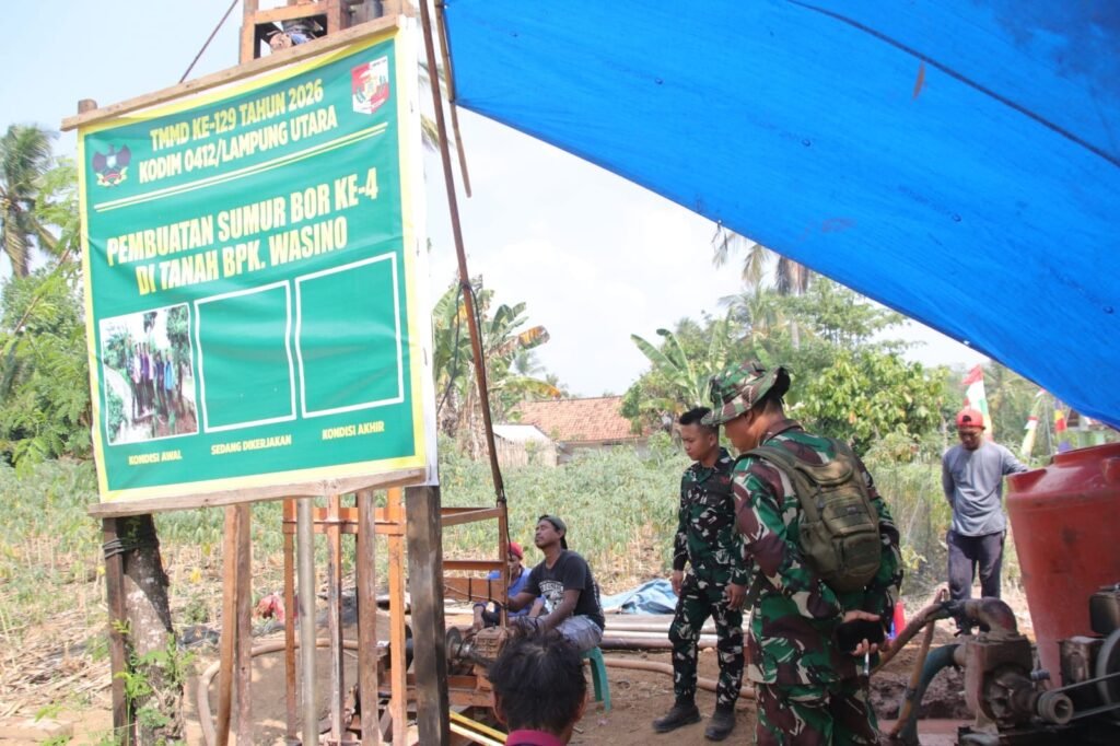 Satgas TMMD ke 129 Kodim 0412/LU Ingatkan Keselamatan Kerja Saat Pembuatan Sumur Bor