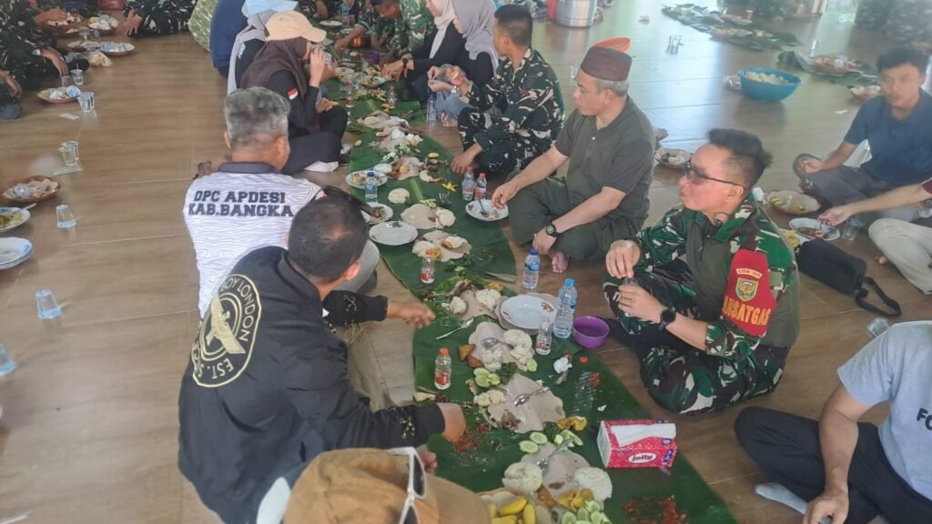 Pantai Pulau Tiga Bio, Venue Kebersamaan TNI dan Masyarakat dalam TMMD Pantai Pulau Tiga Bio, Venue Kebersamaan TNI dan Masyarakat dalam TMMD
