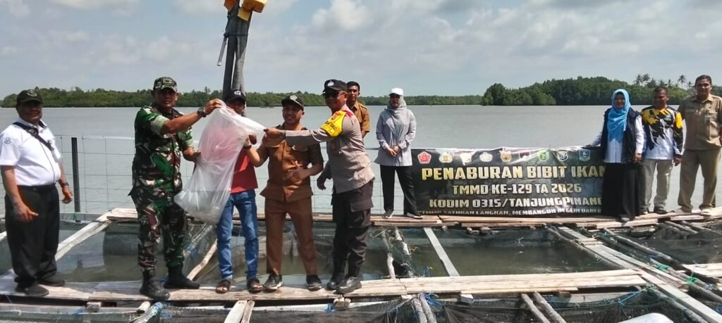Inisiatif TMMD Ke-129: 3000 Ekor Ikan Kakap Putih untuk Mendukung Ketahanan Pangan Inisiatif TMMD Ke-129: 3000 Ekor Ikan Kakap Putih untuk Mendukung Ketahanan Pangan