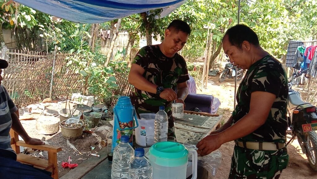 Es Dogan: Simbol Keakraban TNI dan Masyarakat Es Dogan: Simbol Keakraban TNI dan Masyarakat