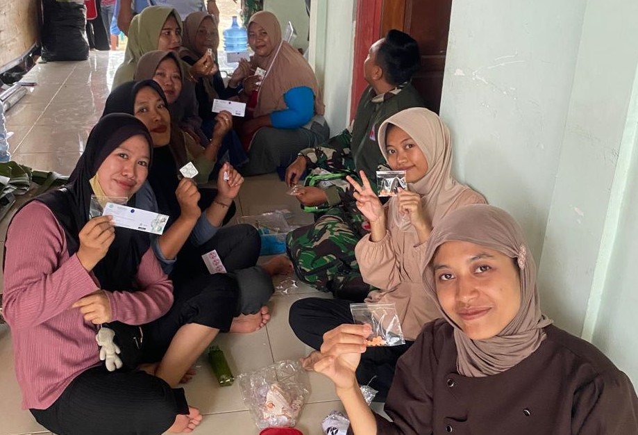 Satgas TMMD 129 Kodim Bojonegoro Setia Menjaga Kesehatan Warga Kesongo Satgas TMMD 129 Kodim Bojonegoro Setia Menjaga Kesehatan Warga Kesongo