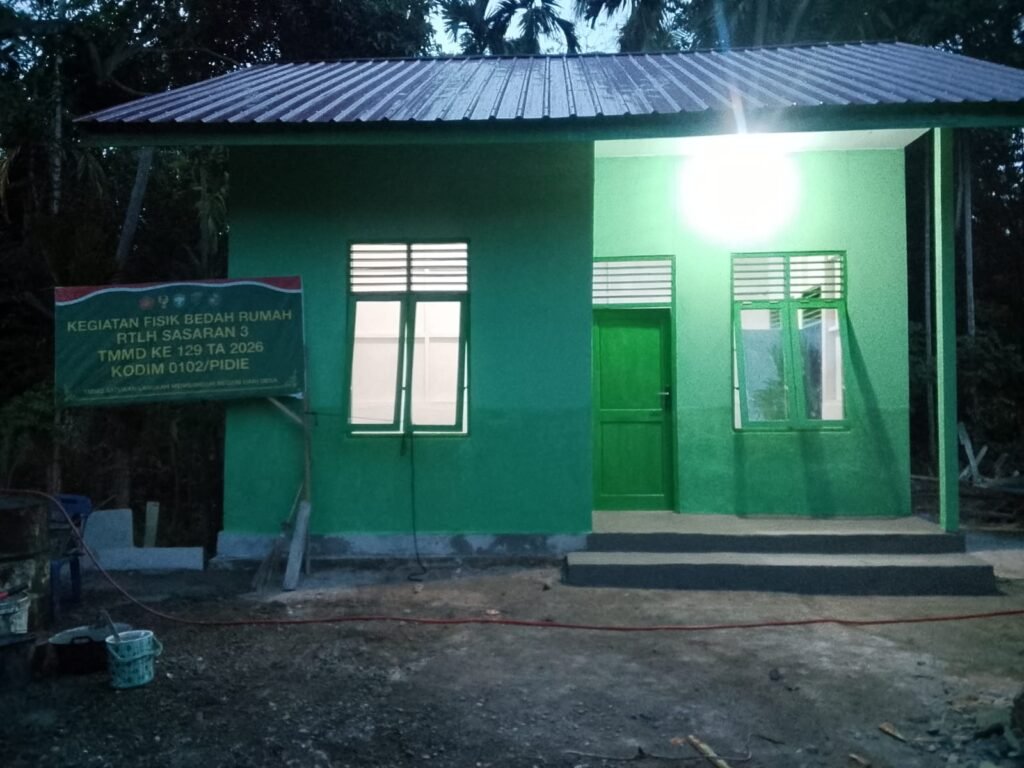 Dari Rumah Reot Menjadi Hunian Layak, TMMD ke-129 Wujudkan Impian Umar Amin di Lhok Panah Dari Rumah Reot Menjadi Hunian Layak, TMMD ke-129 Wujudkan Impian Umar Amin di Lhok Panah