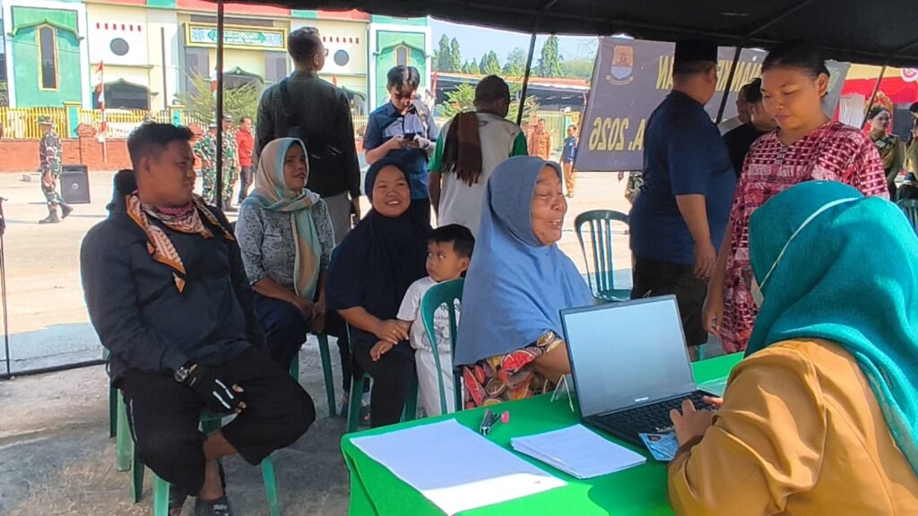 Kolaborasi Kodim 0620 dan Puskesmas Bunder dalam TMMD ke-129 Kolaborasi Kodim 0620 dan Puskesmas Bunder dalam TMMD ke-129