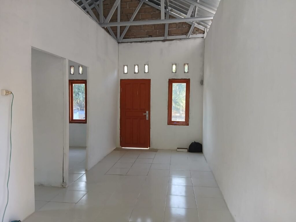 Dari Rumah Sederhana Menjadi Hunian Nyaman, TMMD Ke-129 Wujudkan Harapan Ibu Rodiah Dari Rumah Sederhana Menjadi Hunian Nyaman, TMMD Ke-129 Wujudkan Harapan Ibu Rodiah