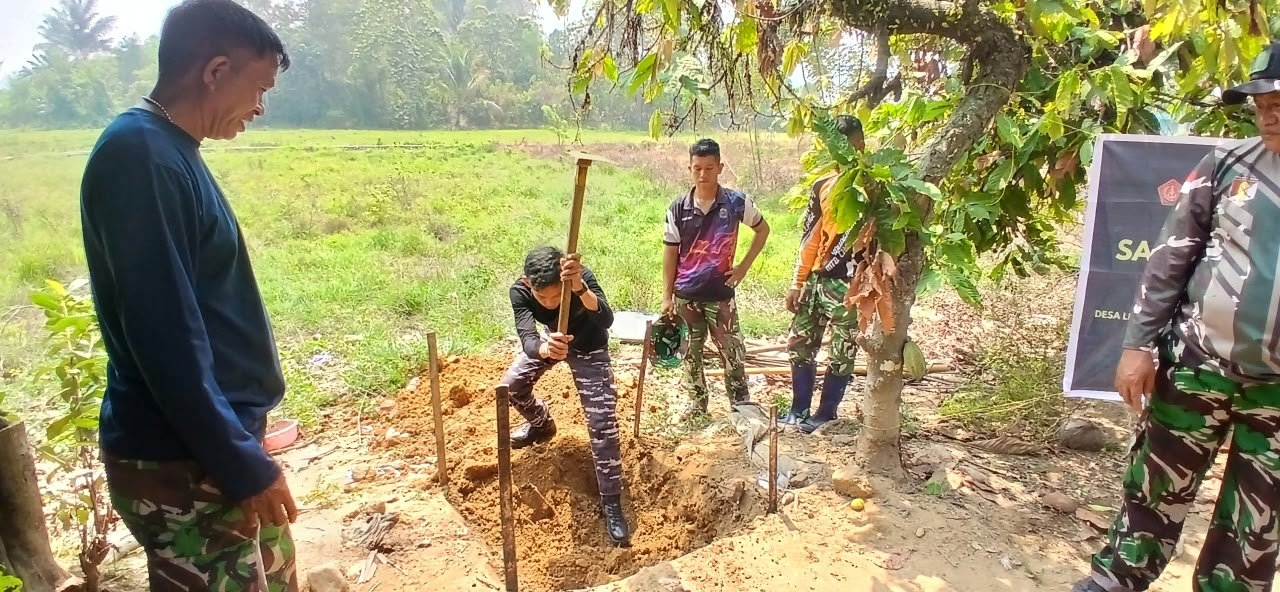 Pembangunan MCK di Tiku Djobu Dimulai oleh Satgas TMMD Reguler ke-130