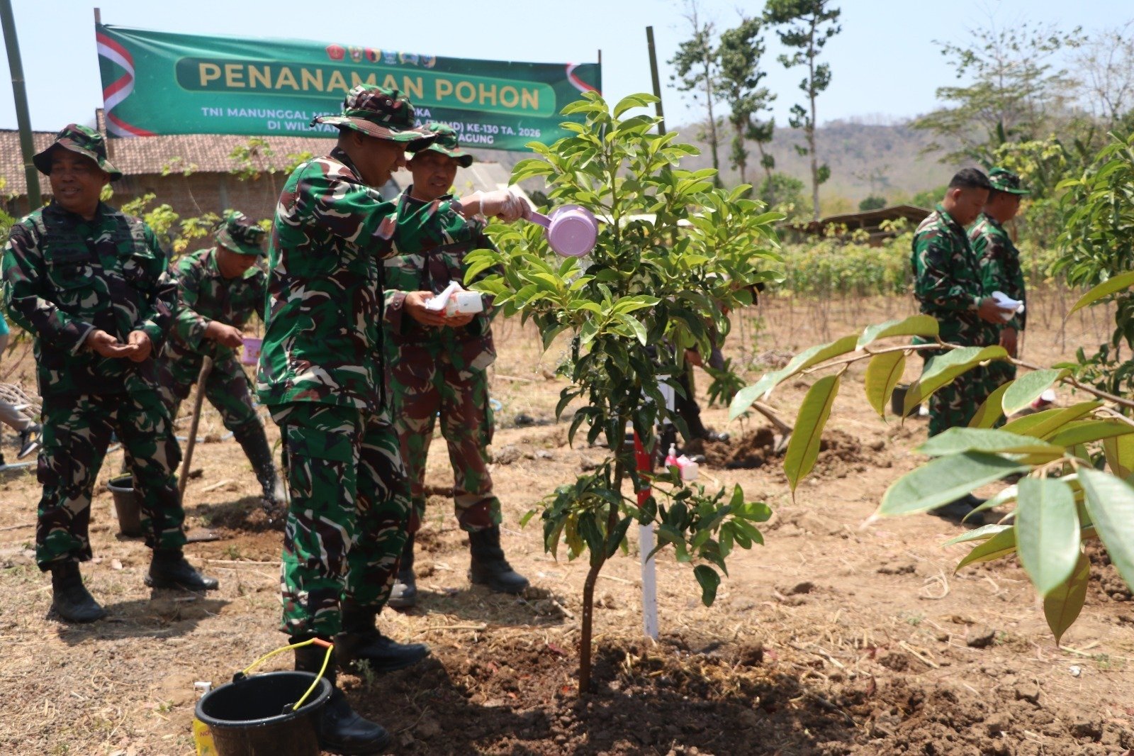 Pembangunan Desa Pojok Melalui TMMD ke-130 Didukung Kerja Sama TNI dan Pemerintah