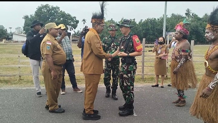 Prosesi Penyambutan Budaya Arfak di Acara TMMD ke-130 Manokwari Selatan