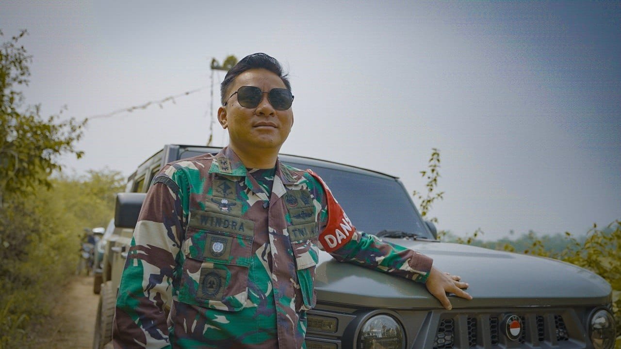 Letkol Windra Berikan Motivasi di Lokasi TMMD Meski Hadapi Medan Berat
