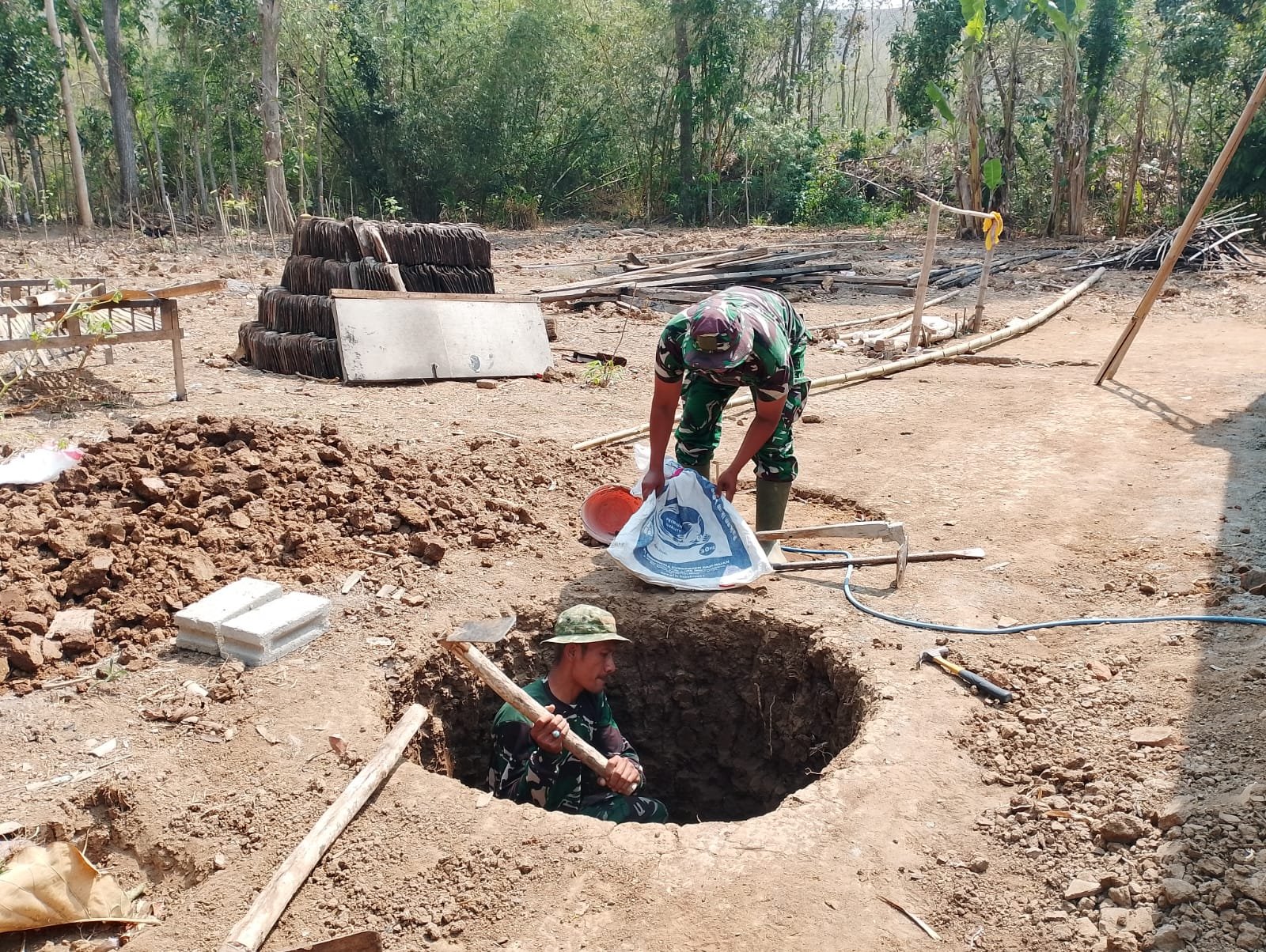 Mbah Waqilah, 95 tahun, bersiap nikmati hunian nyaman hasil program TMMD