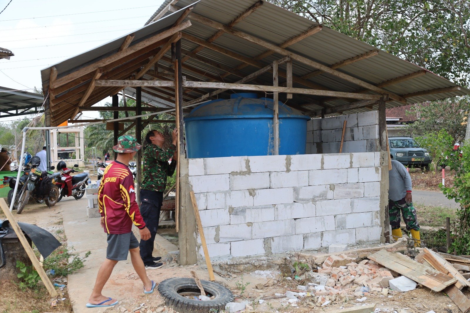 Pembangunan Tempat Wudhu Mushola Istiqomah Tunjukkan Kemajuan Signifikan di Tanah Laut