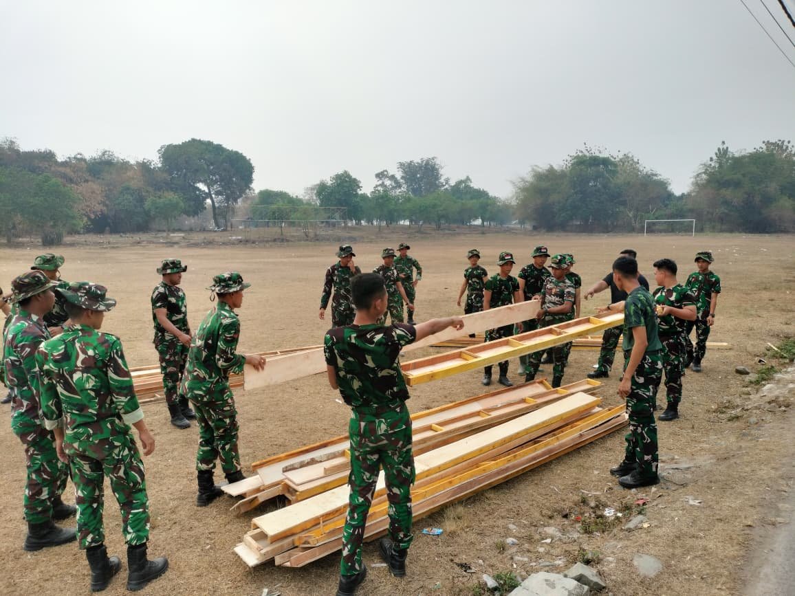 Satgas TMMD ke-130 Mobilisasi Bekisting untuk Percepat Pembangunan di Tangerang