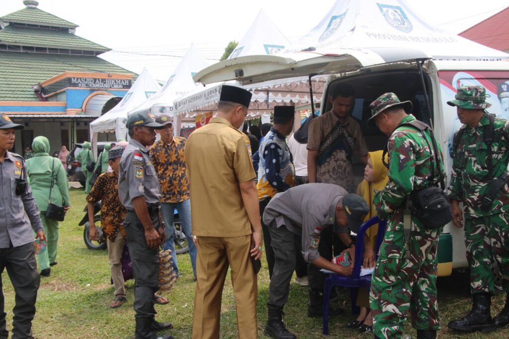 Kreativitas Produk Lokal UMKM Kandang Limun Warnaai Pembukaan TMMD Reguler ke-130 Kreativitas Produk Lokal UMKM Kandang Limun Warnaai Pembukaan TMMD Reguler ke-130