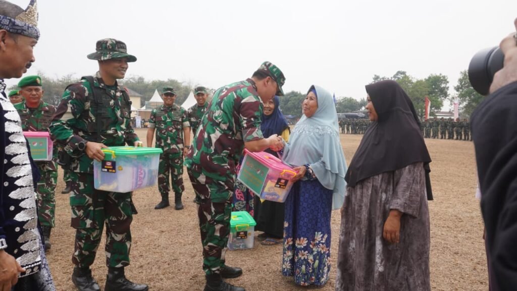 TNI Gelar Inisiatif Sosial dalam Pembukaan TMMD ke-130 untuk Warga Tigaraksa